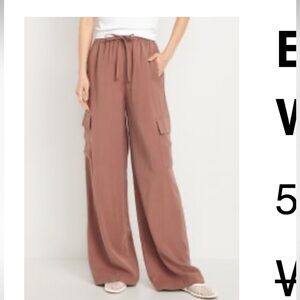 Old Navy NWT Extra High-Waisted Drapey Cargo Super Wide-Leg Pants Tall